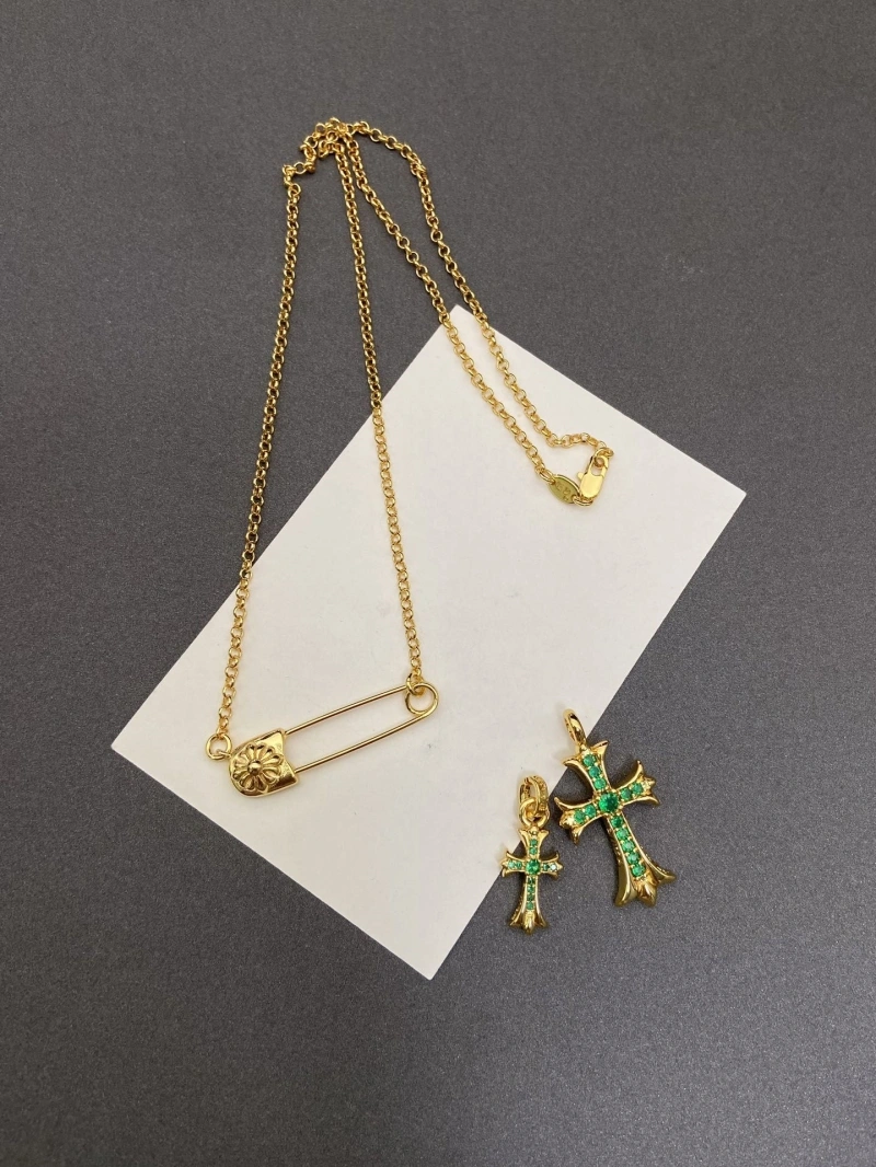 ModernLook Chrxmx Hxxrts Necklaces 298749