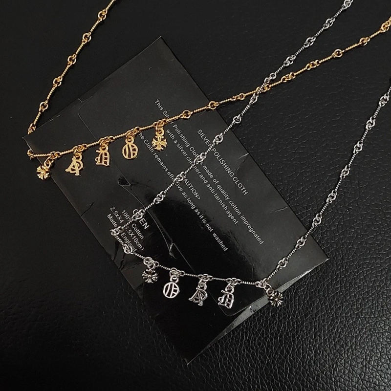 UrbanStyle Chrxmx Hxxrts Necklaces 298747