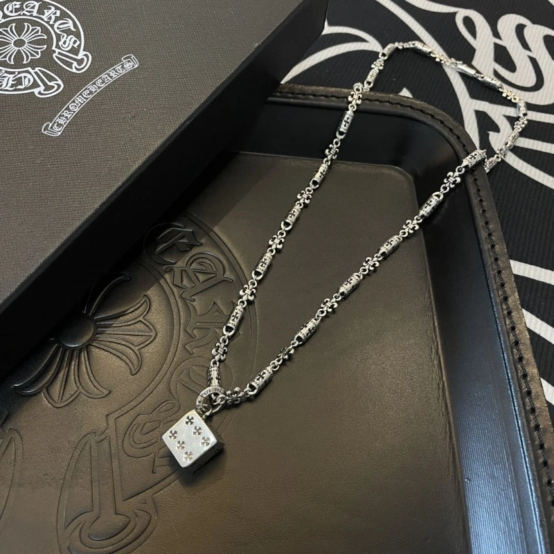 Chrxmx Hxxrts Necklaces Unique 298746