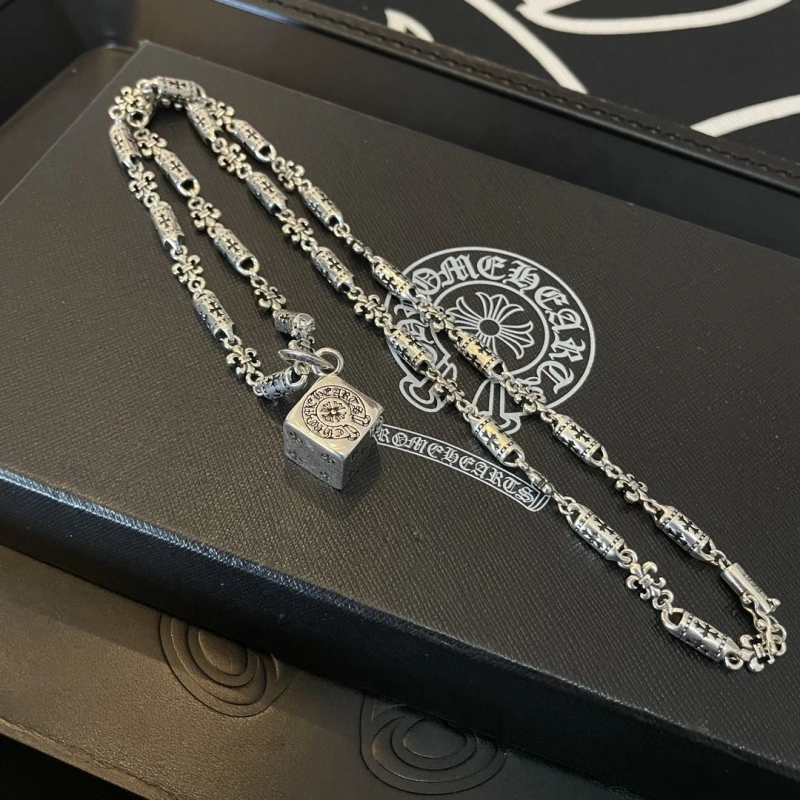 Chrxmx Hxxrts Necklaces Unique 298746