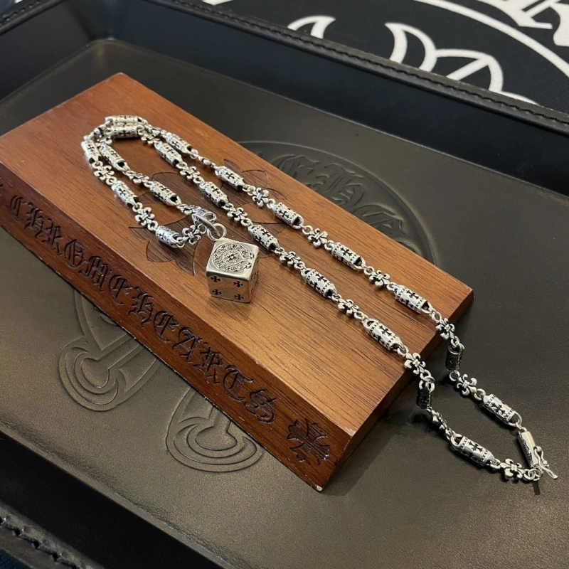 Chrxmx Hxxrts Necklaces Unique 298746