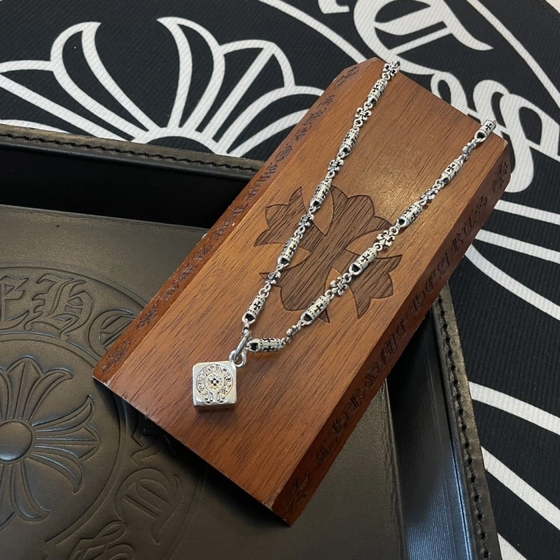 Chrxmx Hxxrts Necklaces Unique 298746