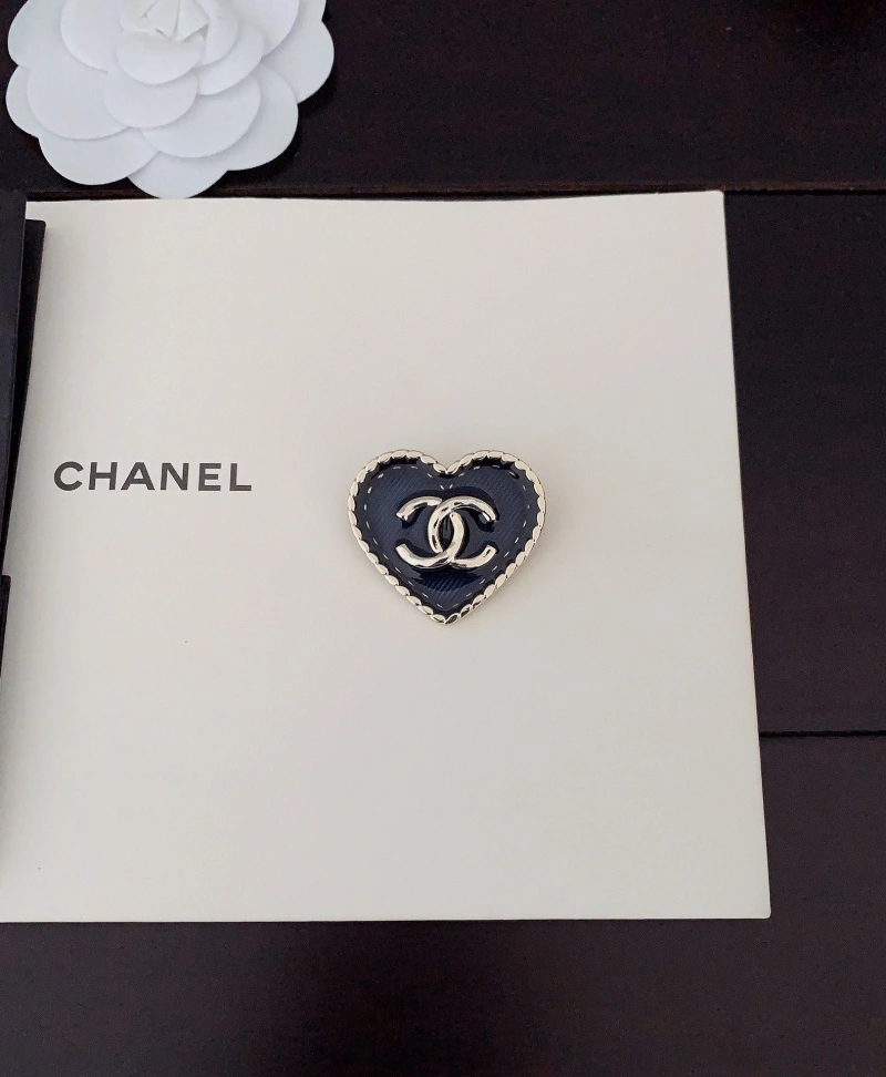 Breathable Chxnxl Brooches 290628