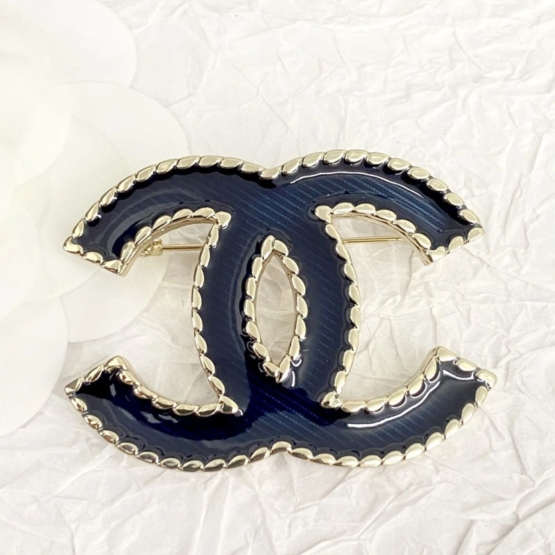 Elegant Chxnxl Brooches 290622