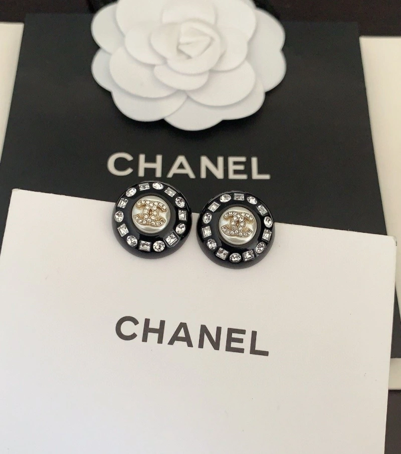 Minimalist Chxnxl Earrings 290232