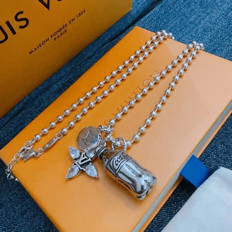 EyeCatching LX Necklaces 309928