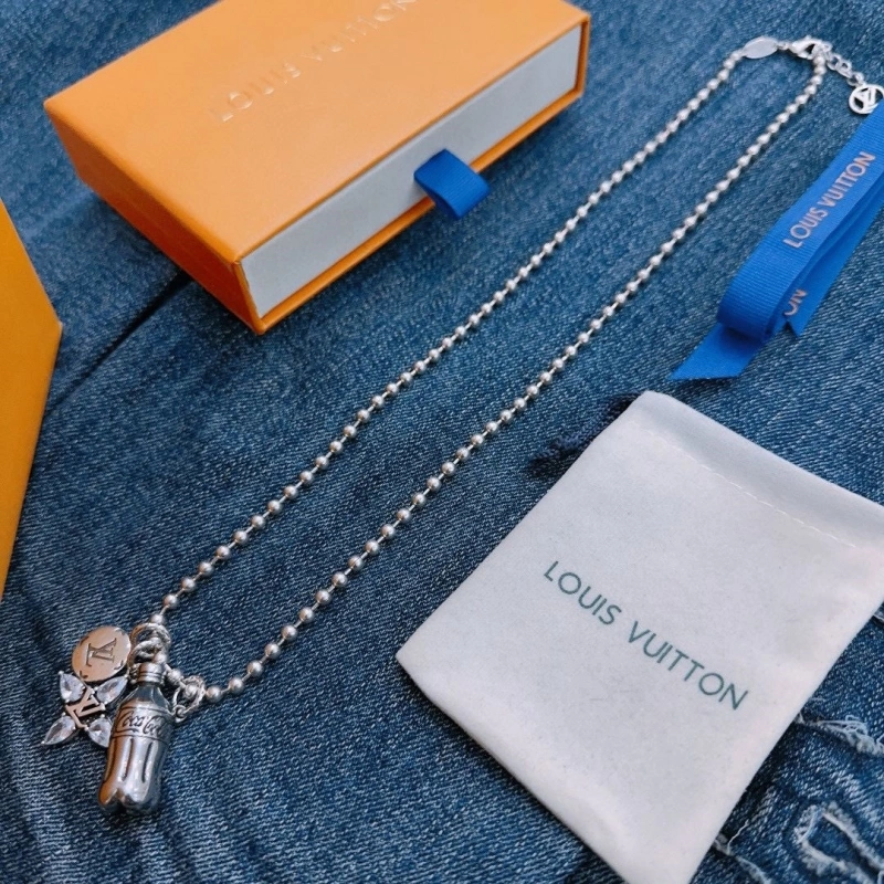EyeCatching LX Necklaces 309928