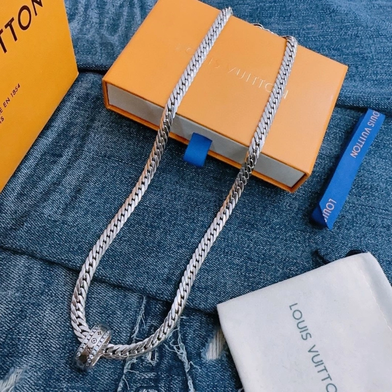 LX Necklaces Practical 309926