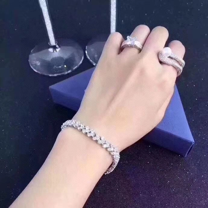 HighQuality Swxrxvski Bracelets 315105
