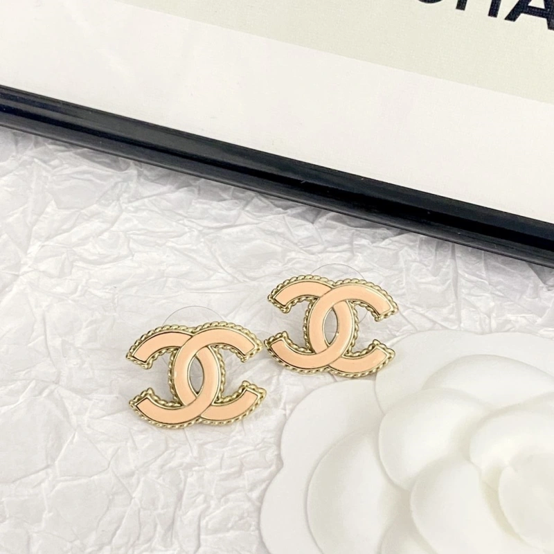 WellDesigned Chxnxl Earrings 290215