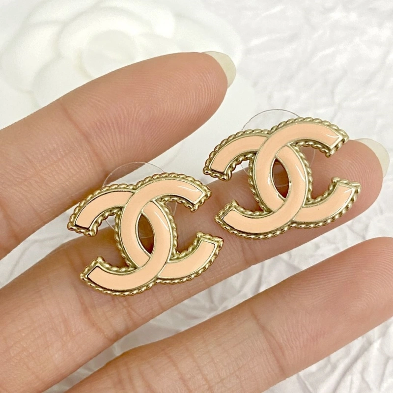 WellDesigned Chxnxl Earrings 290215