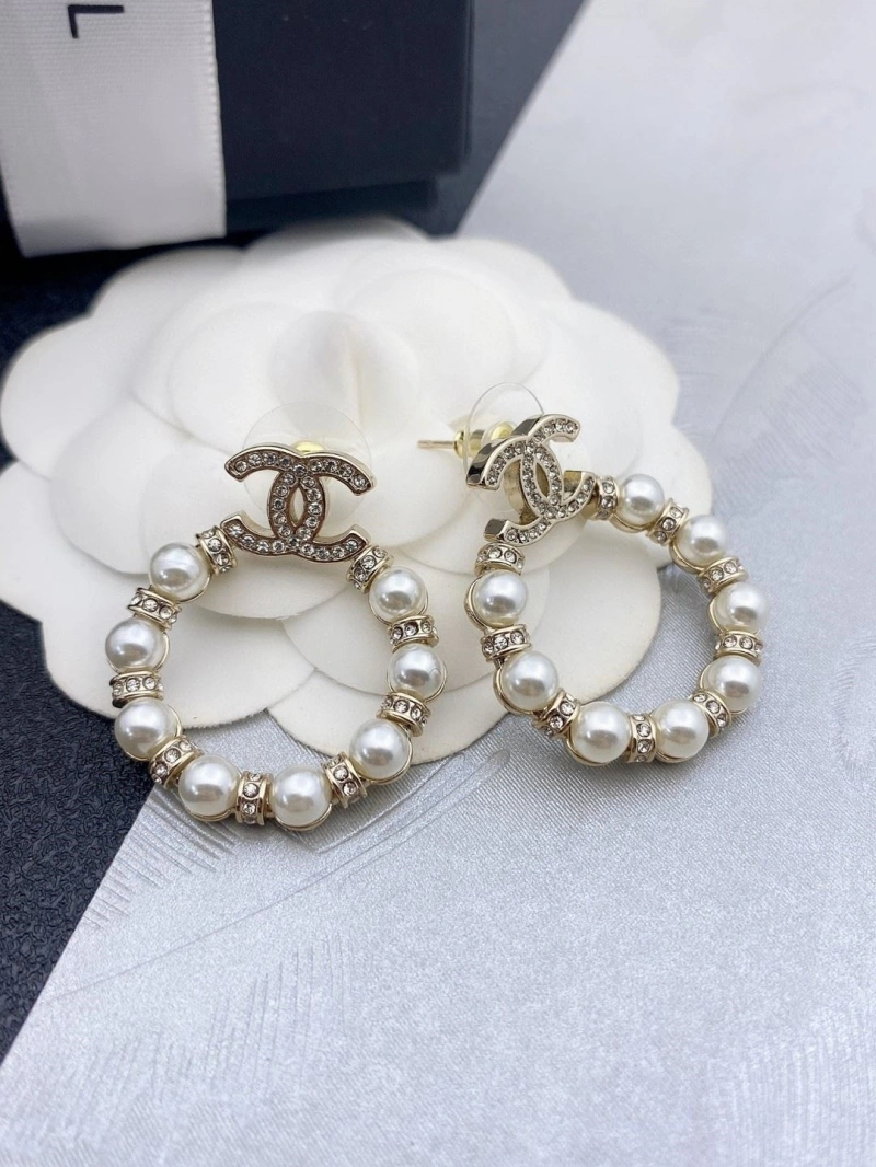 Efficient Chxnxl Earrings 290214