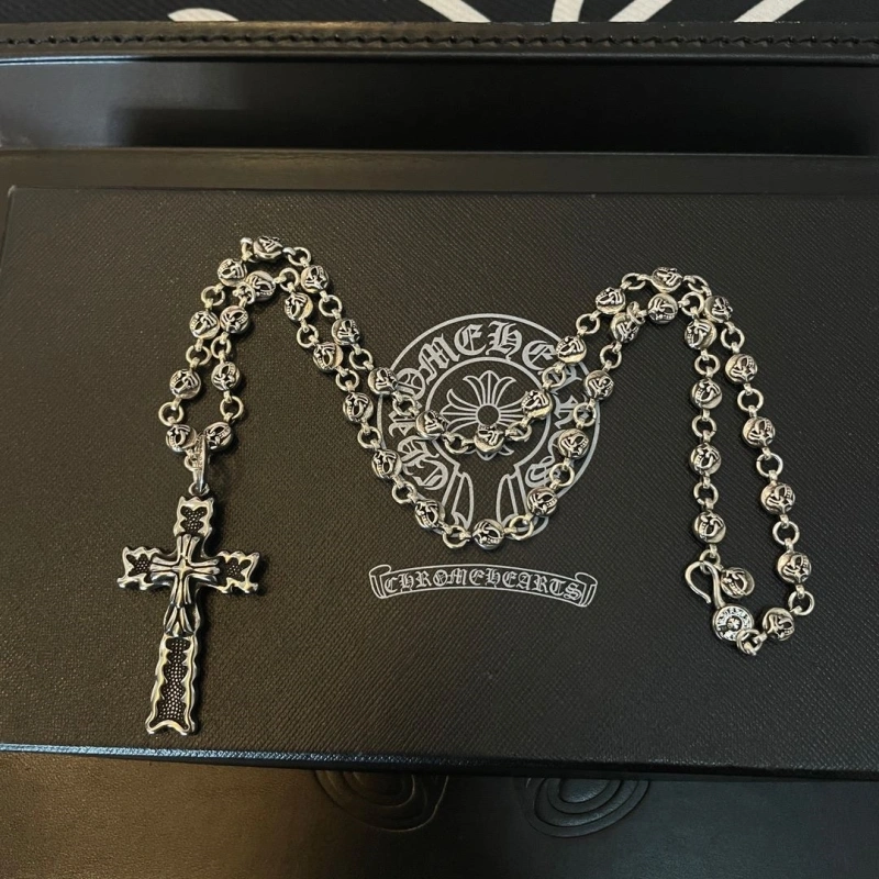 Lightweight Chrxmx Hxxrts Necklaces 298741