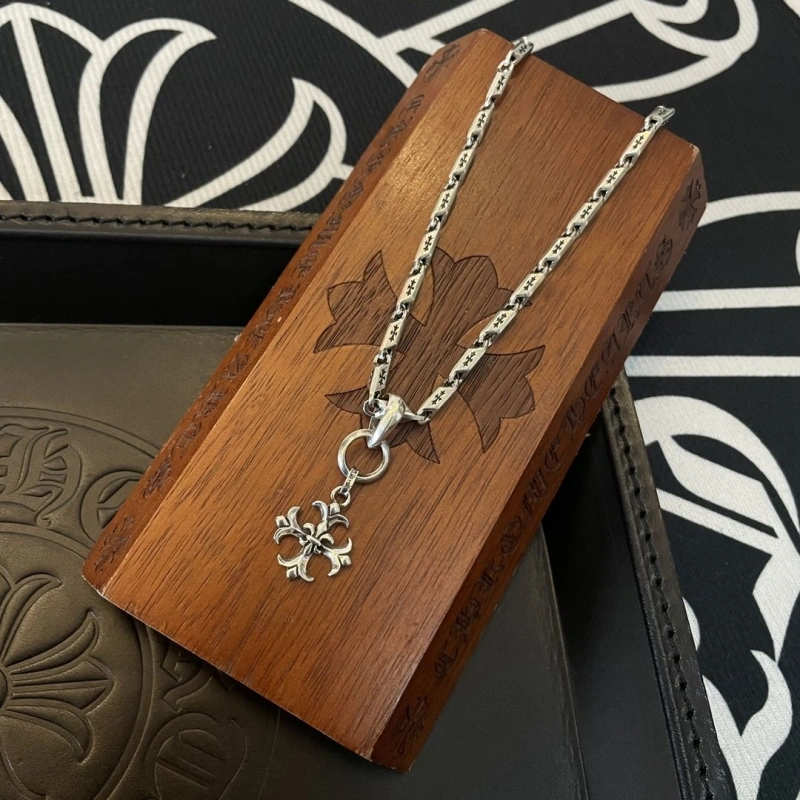 Chrxmx Hxxrts Necklaces Soft 298743