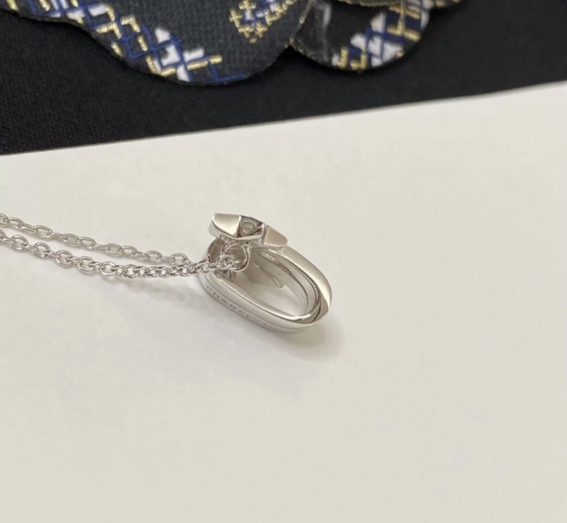 Flexible Chxnxl Necklaces 289711