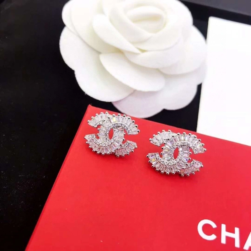 Versatile Chxnxl Earrings 290209