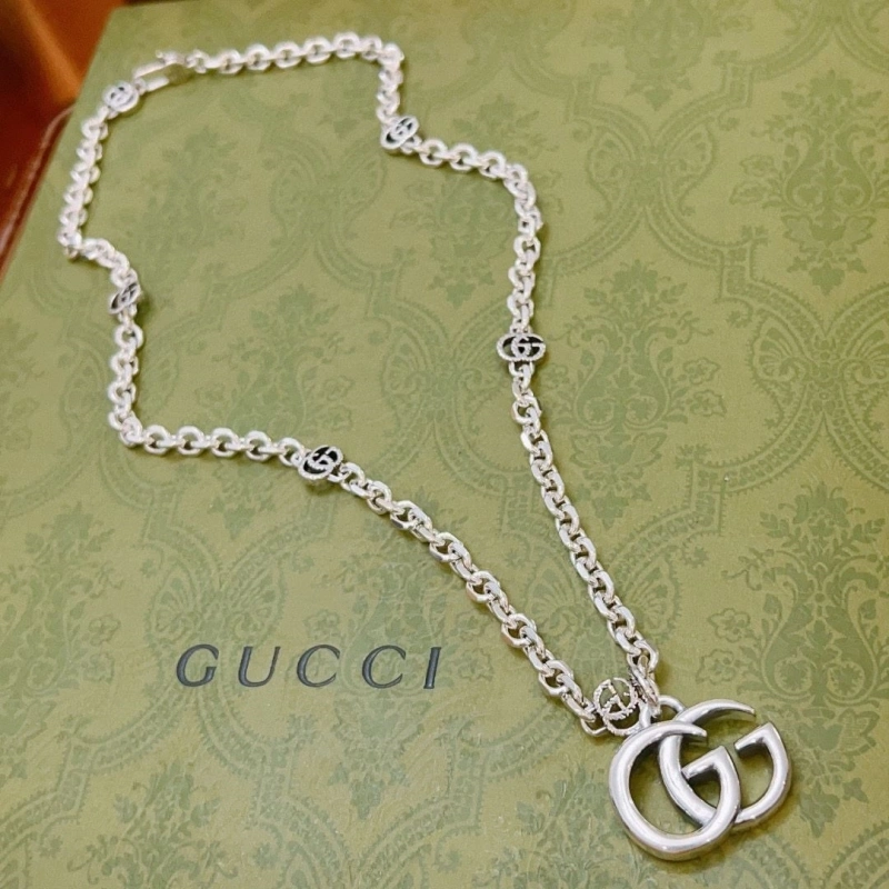 Flexible Gxccx Necklaces 303772