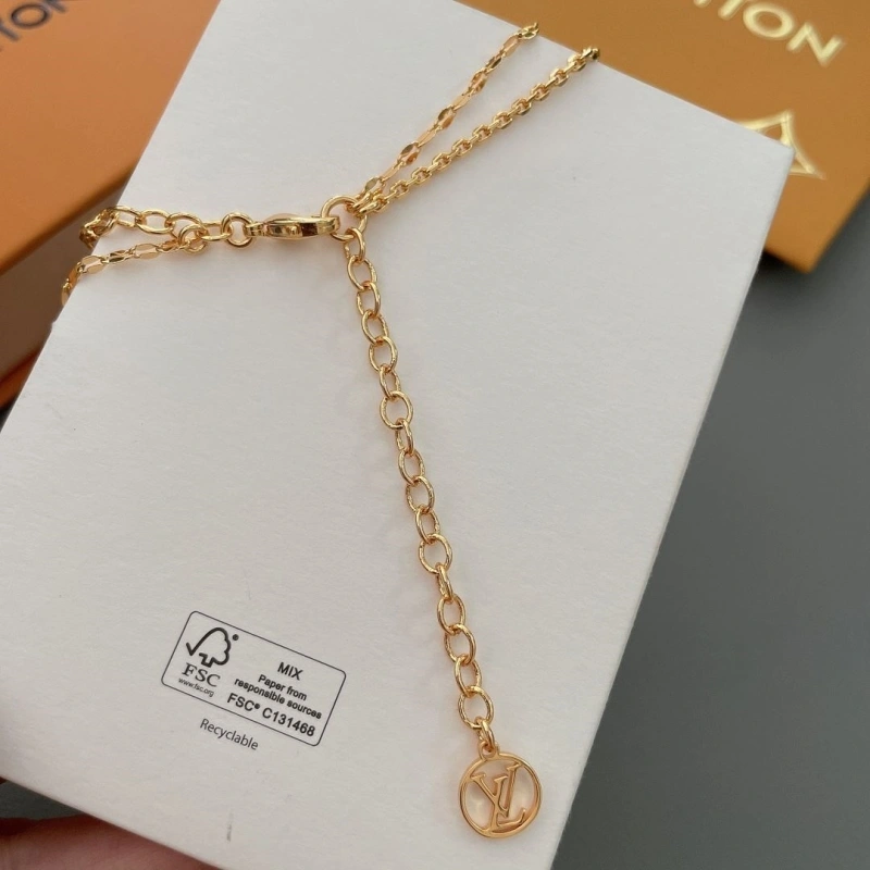Fashionable Bxlxnciaga Necklaces 282466