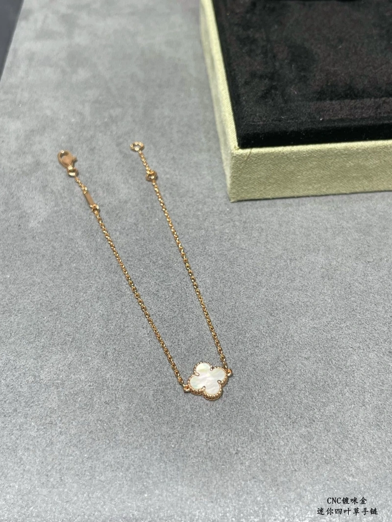 Vcx Bracelets Affordable 316008