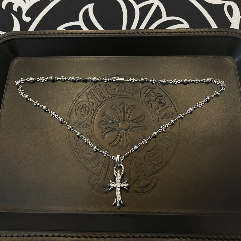 Trendy Chrxmx Hxxrts Necklaces 298715