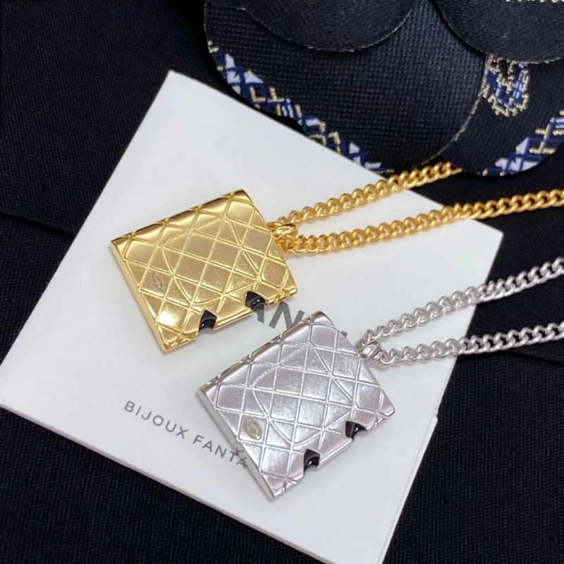 AllSeason Chxnxl Necklaces 289709