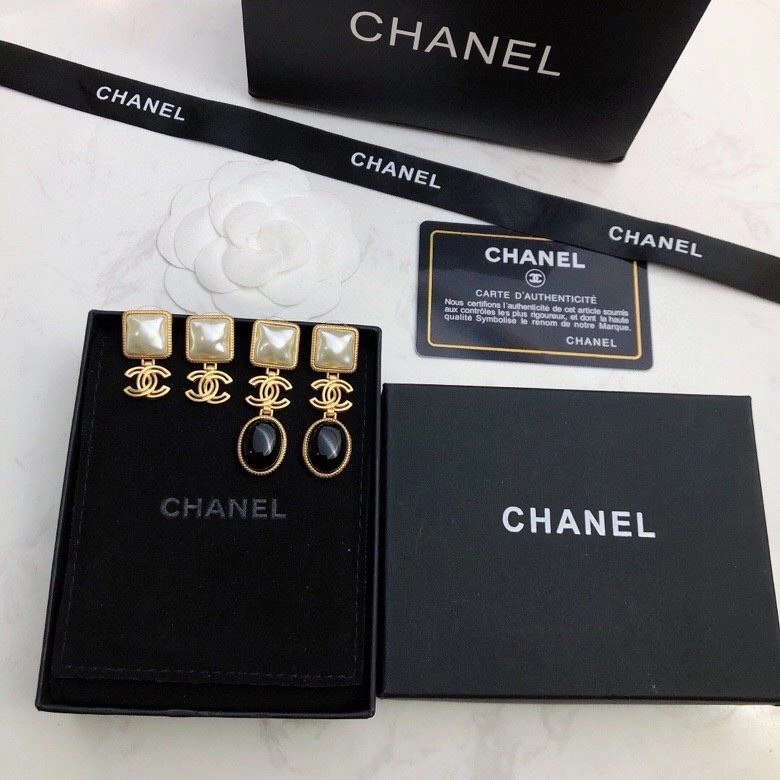 Chxnxl Earrings WellDesigned 290197