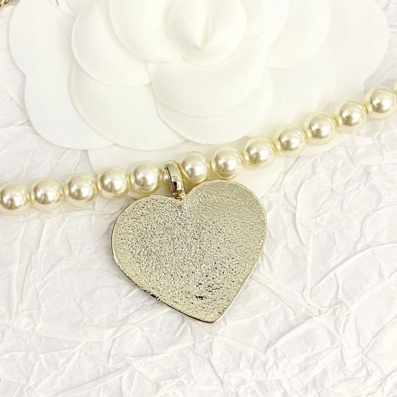 EyeCatching Chxnxl Necklaces 289676