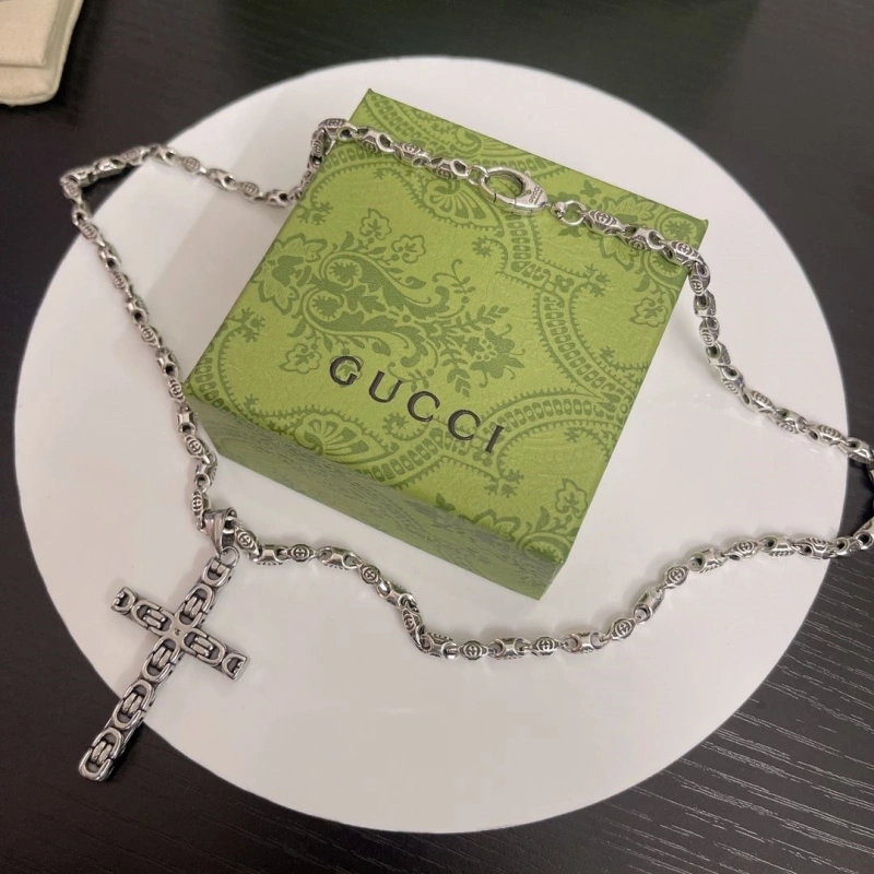 Vibrant Gxccx Necklaces 303747
