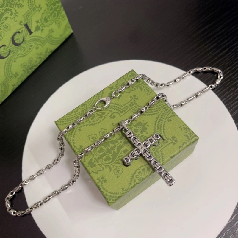 Vibrant Gxccx Necklaces 303747