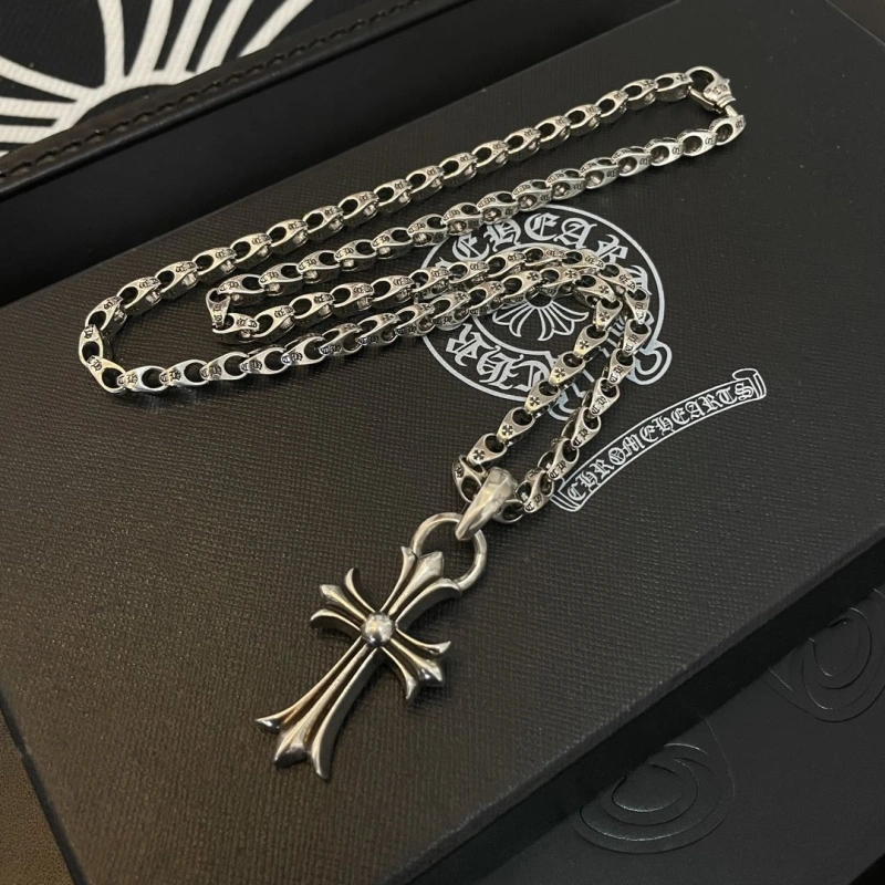Lightweight Chrxmx Hxxrts Necklaces 298708