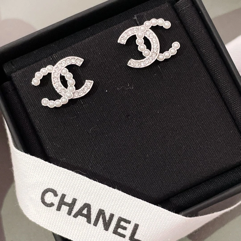 Soft Chxnxl Earrings 290185