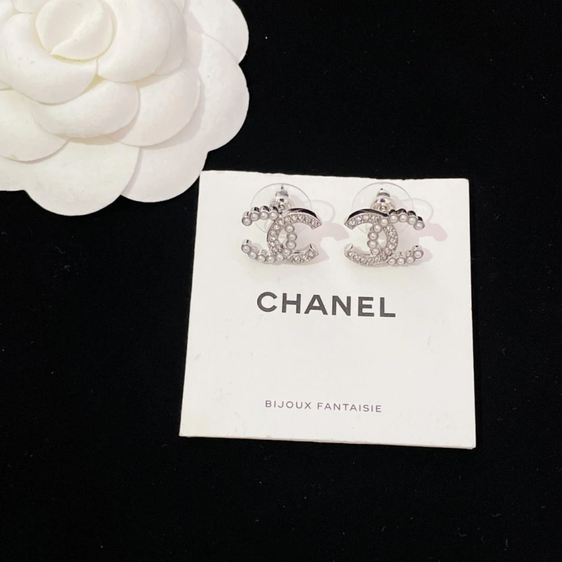 Soft Chxnxl Earrings 290185