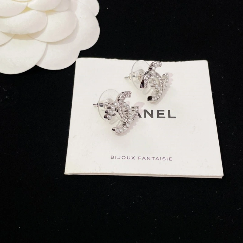 Soft Chxnxl Earrings 290185