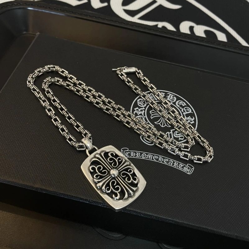Chrxmx Hxxrts Necklaces Flexible 298688