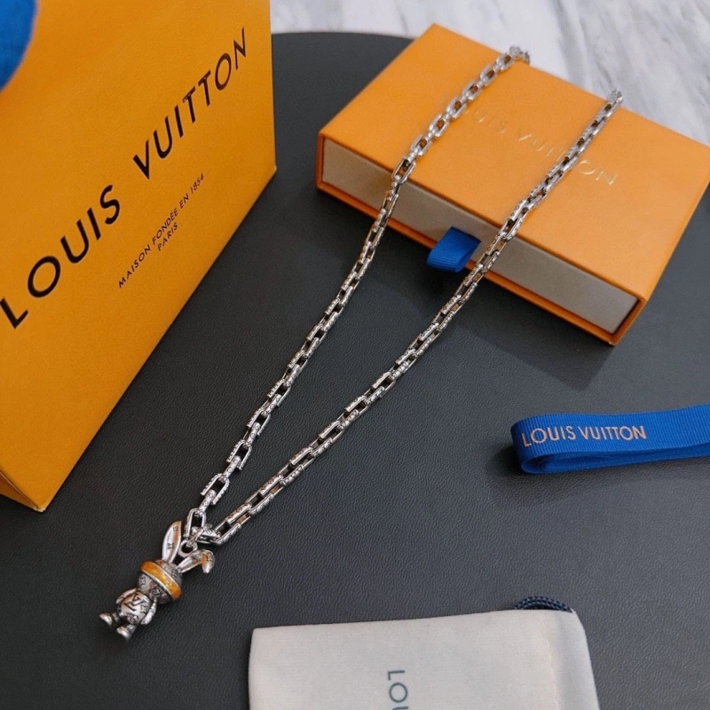 EyeCatching LX Necklaces 309901