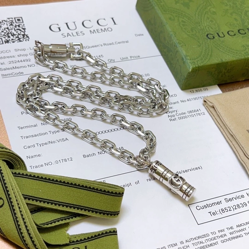 Versatile Gxccx Necklaces 303736