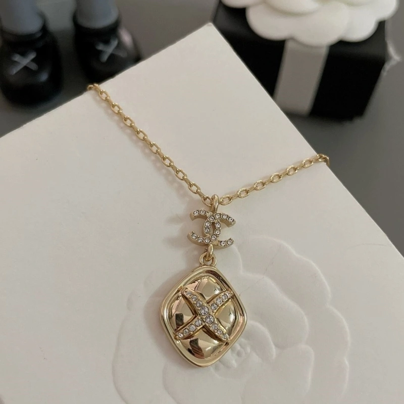 Chxnxl Necklaces Compact 289673