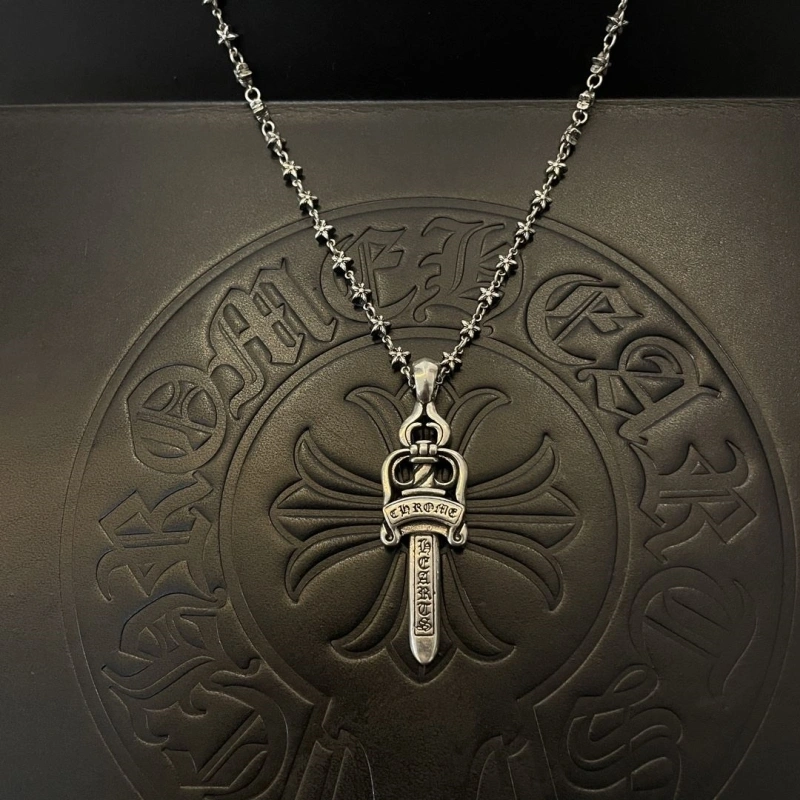 Breathable Chrxmx Hxxrts Necklaces 298696