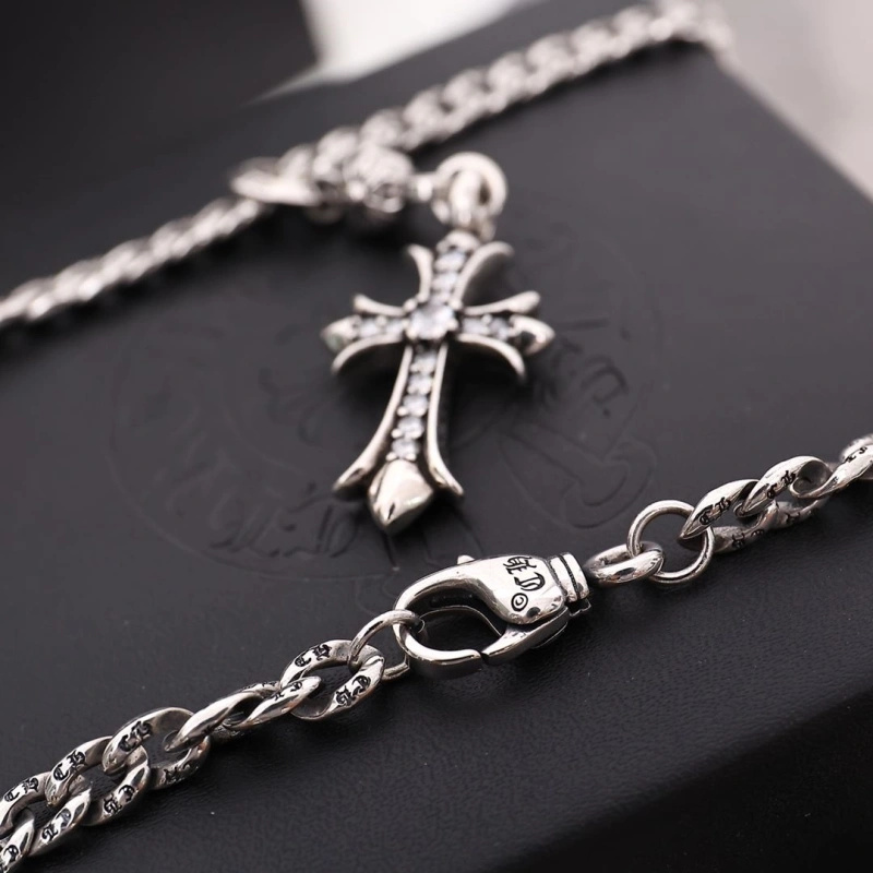 Classic Chrxmx Hxxrts Necklaces 298684
