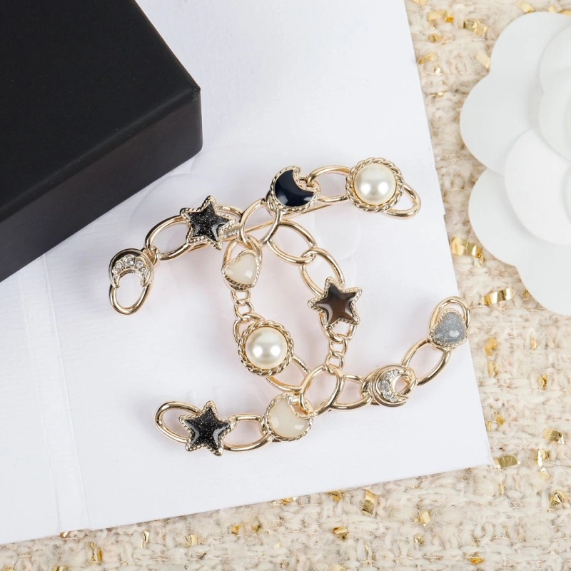 EasyMatch Chxnxl Brooches 290594