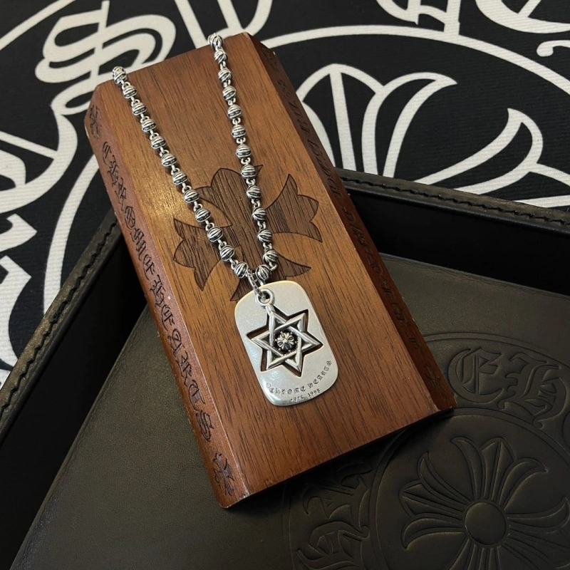 Comfortable Chrxmx Hxxrts Necklaces 298686