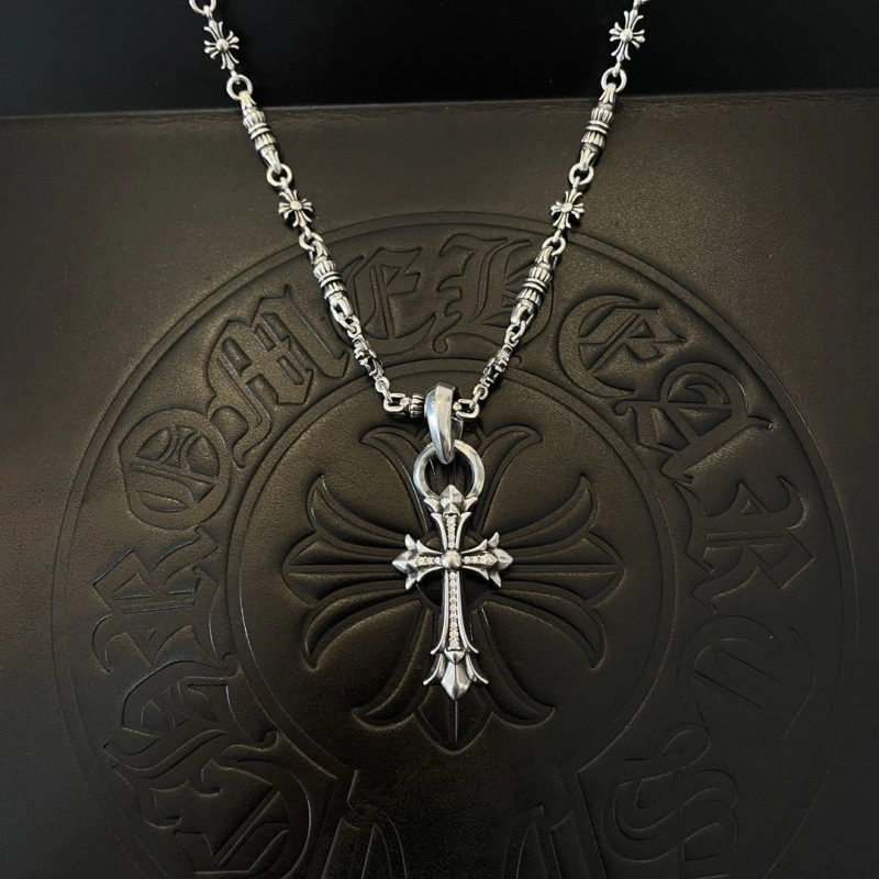 UrbanStyle Chrxmx Hxxrts Necklaces 298671