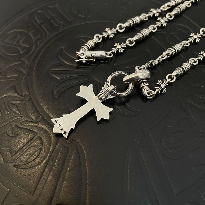 UrbanStyle Chrxmx Hxxrts Necklaces 298671