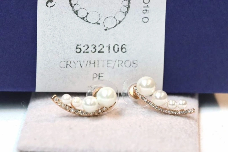 Swxrxvski Necklaces DailyWear 315035