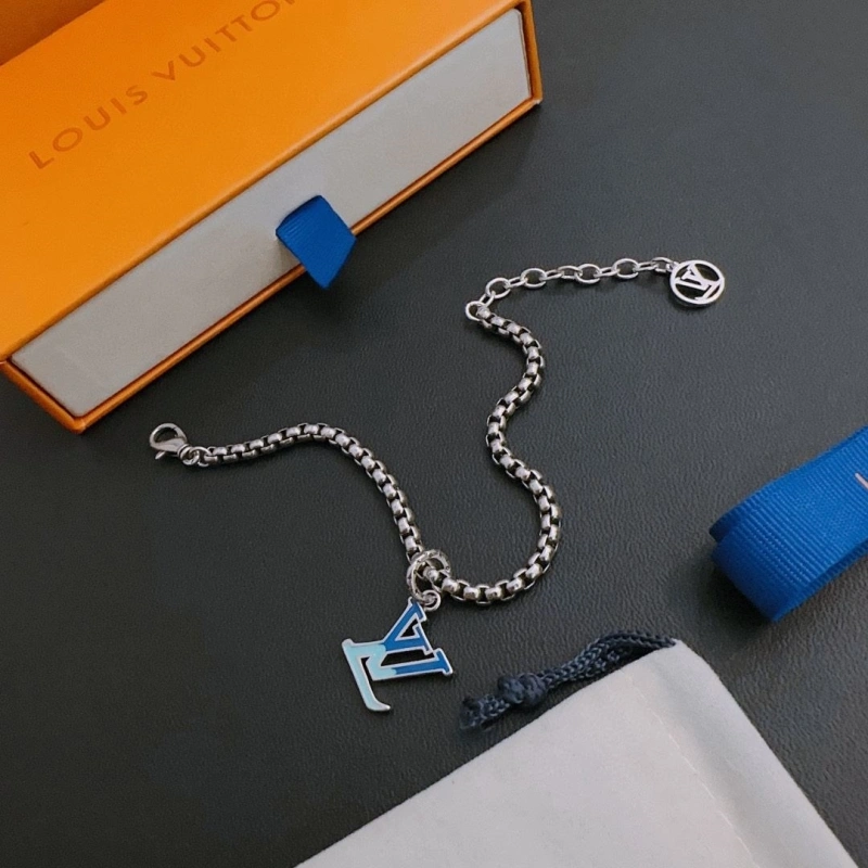 Durable LX Necklaces 309891