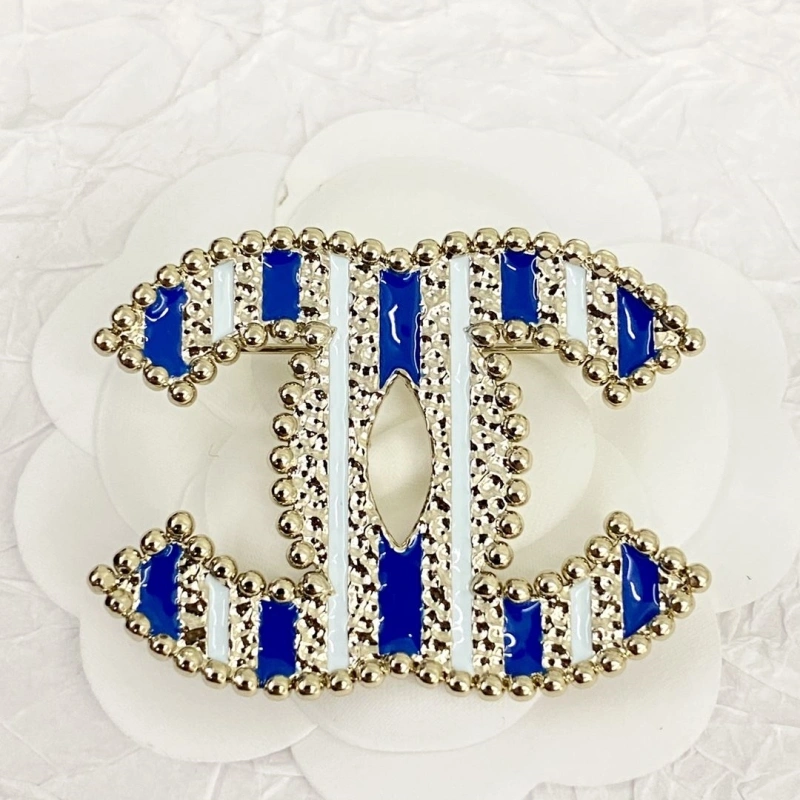 Bold Chxnxl Brooches 290579
