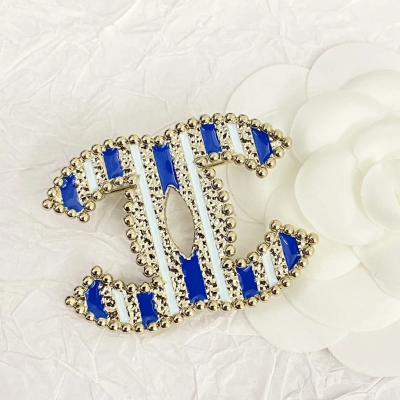 Bold Chxnxl Brooches 290579