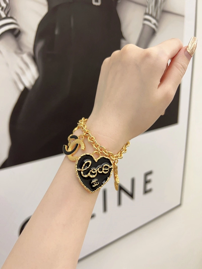 Comfortable Chxnxl Bracelets 290723