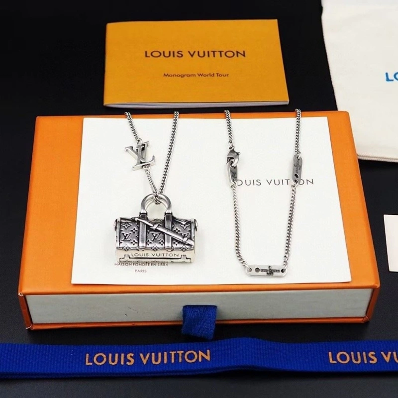 Classic LX Necklaces 309886