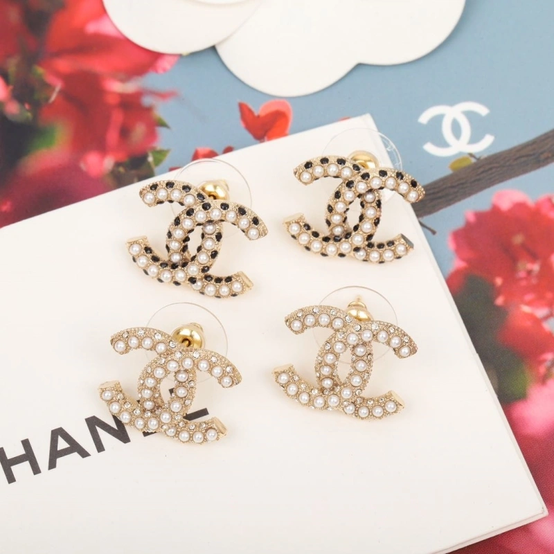 Soft Chxnxl Earrings 290158